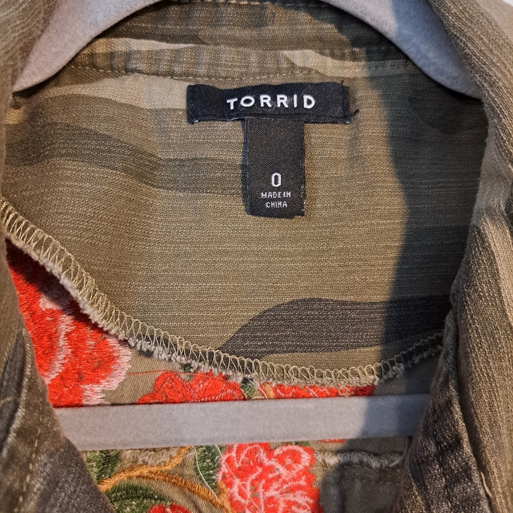 Torrid jacket in size 0. - Picture 16 of 16